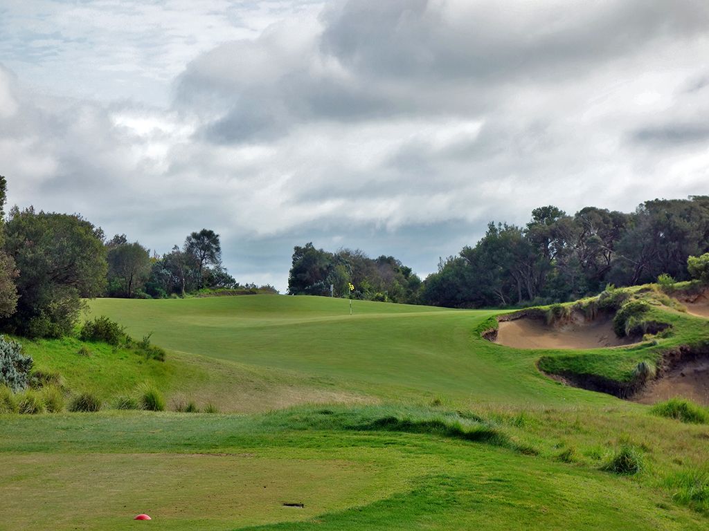 6th Hole at St Andrews Beach Golf Course (185 Yard Par 3)